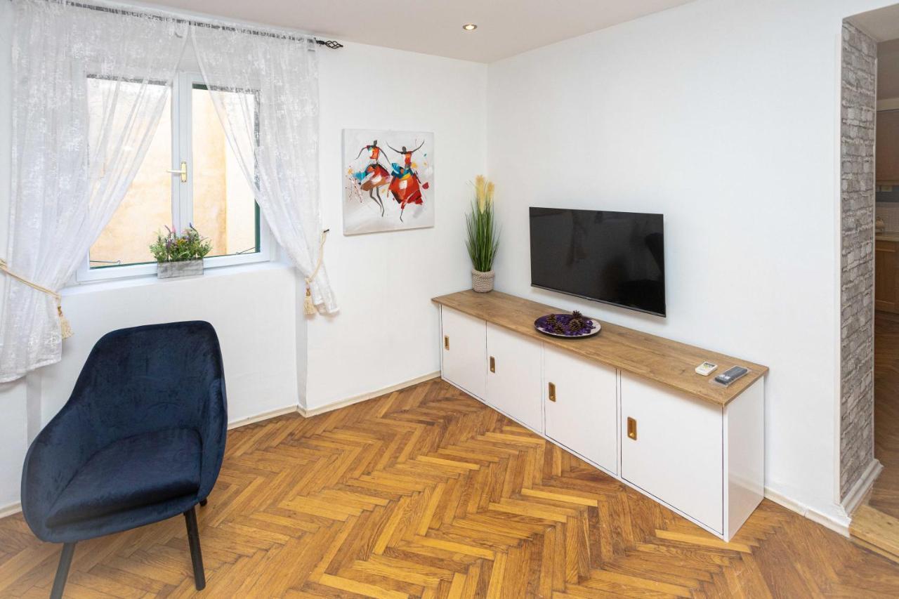 Daloro Suite Split Buitenkant foto