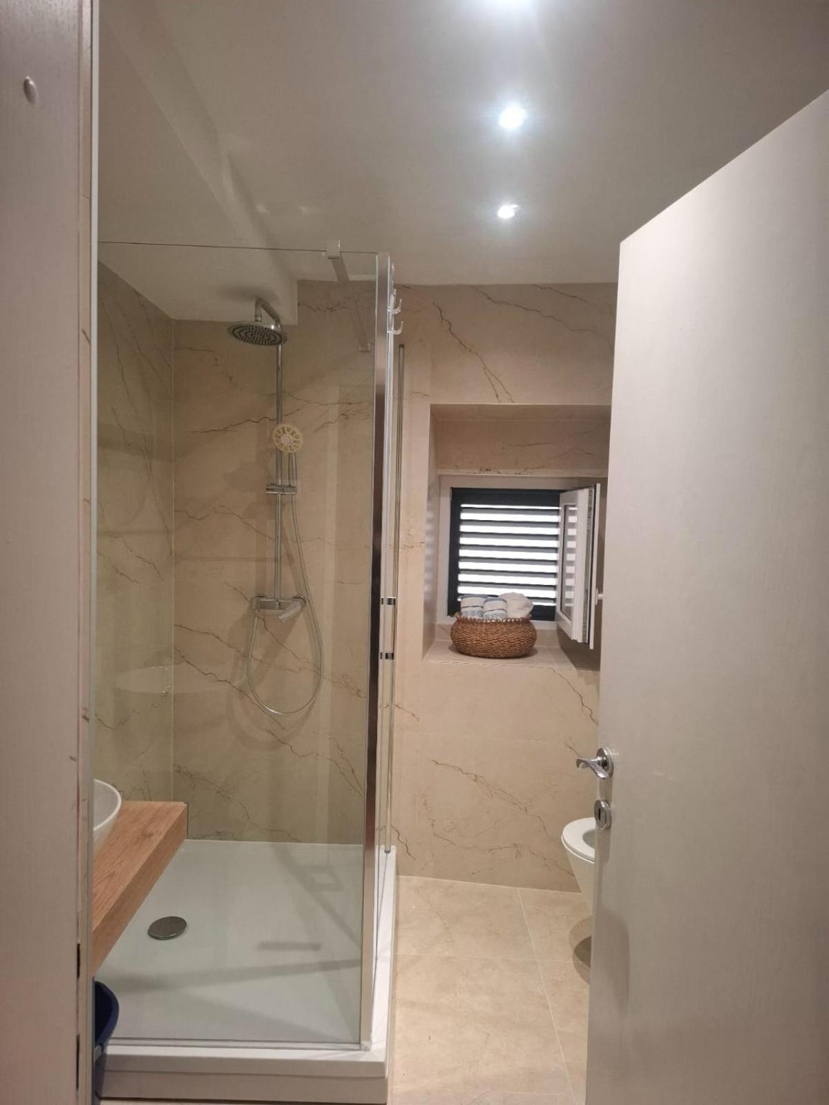 Daloro Suite Split Buitenkant foto